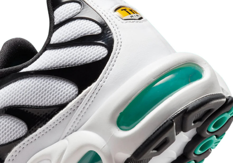 NIKE AIR MAX PLUS TN Hyper Jade (TIFFANY OG)